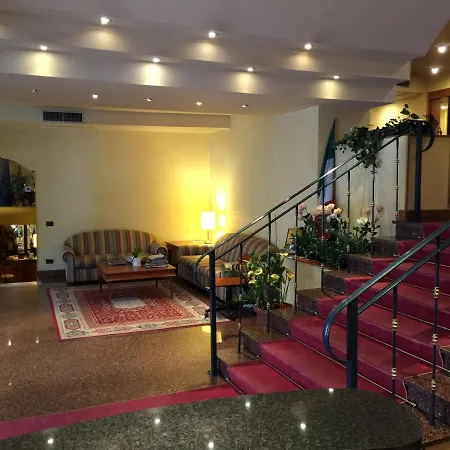 Hotel Savant