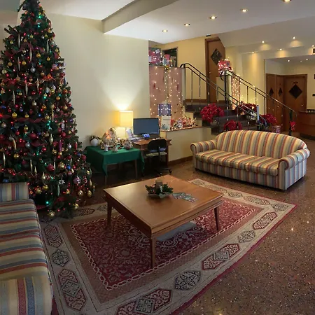 Savant Hotel