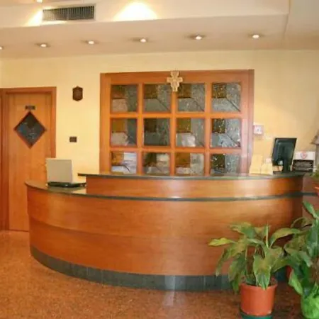 Hotel Savant 4*